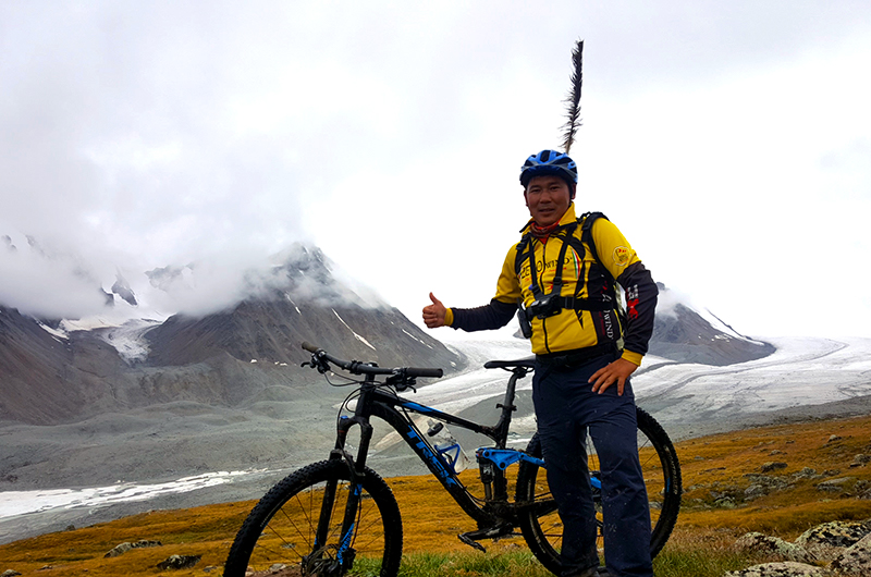 Mountain biking in Western Mongolia